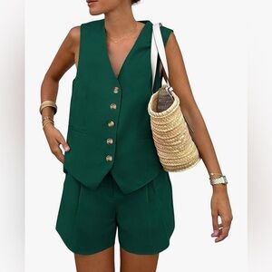 Sleeveless Green Button Vest & Shorts Set - Women's Summer Shorts